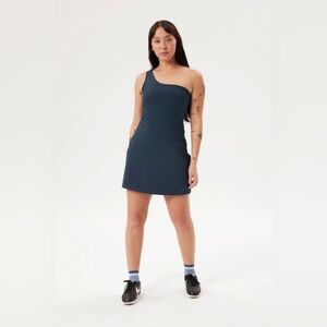 Girlfriend Collective Bianca One Shoulder Dress Midnight